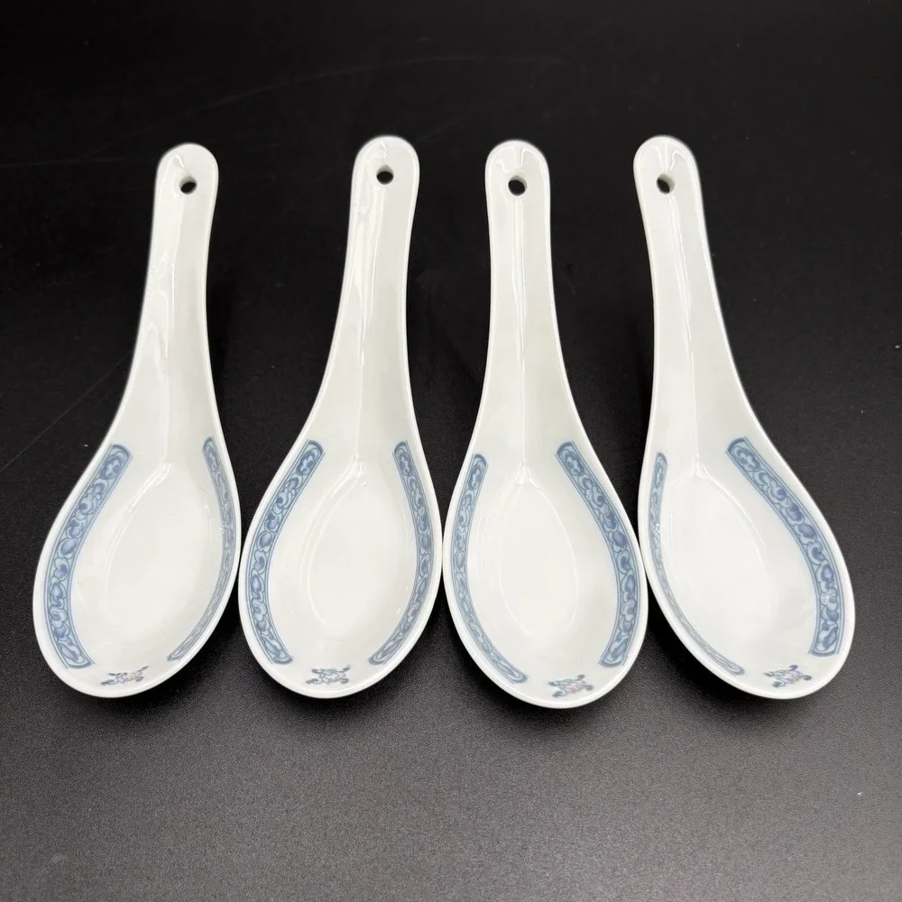 Vintage Chinese Blue Leaf Flower Porcelain Soup‎ Spoons Blue White Set of 4